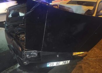 İki avtomobil toqquşdu: 1 ölü, 3 yaralı