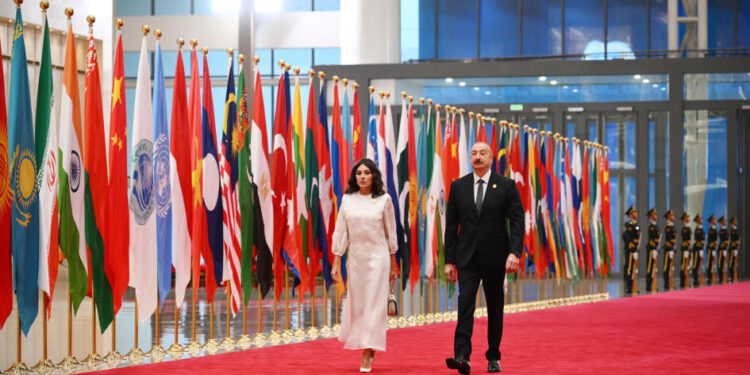 İlham Əliyev və Mehriban Əliyeva Tiencində dövlət və hökumət başçılarının və xanımlarının şərəfinə ziyafətdə iştirak ediblər-VİDEO-FOTOLAR