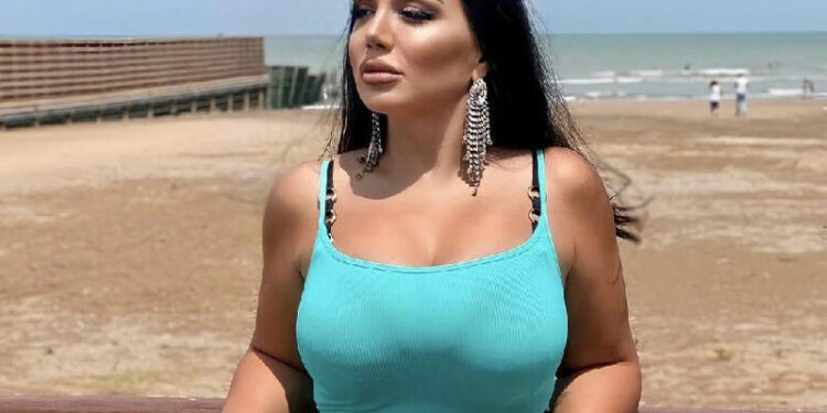 Lamil Yamal geydiyi formasını azərbaycanlı müğənninin oğluna hədiyyə göndərdi - FOTO