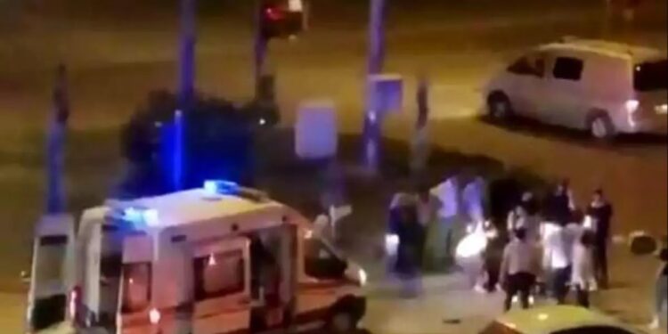 Minik avtomobili və motosiklet toqquşdu: 3 yaralı