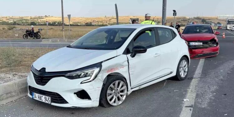 İki avtomobil toqquşdu: 1 yaralı