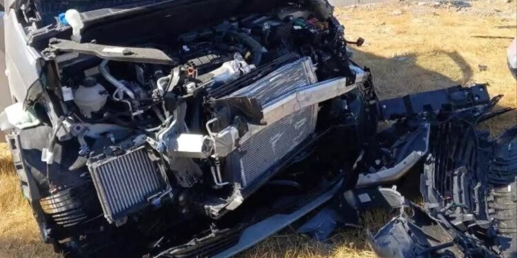 İki avtomobil toqquşdu: 1 ölü, 4 yaralı