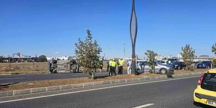 İki avtomobil toqquşdu: 2 yaralı