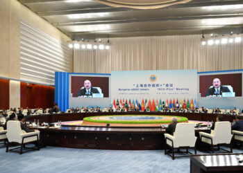 Prezident: 2022-ci ildən bəri Orta Dəhliz üzrə Azərbaycan vasitəsilə yükdaşımaların həcmi təxminən 90 faiz artıb