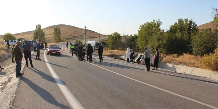 İki avtomobil toqquşdu: Əkiz qardaşlar öldü