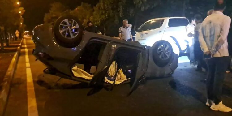 Avtomobil aşdı: 3 yaralı