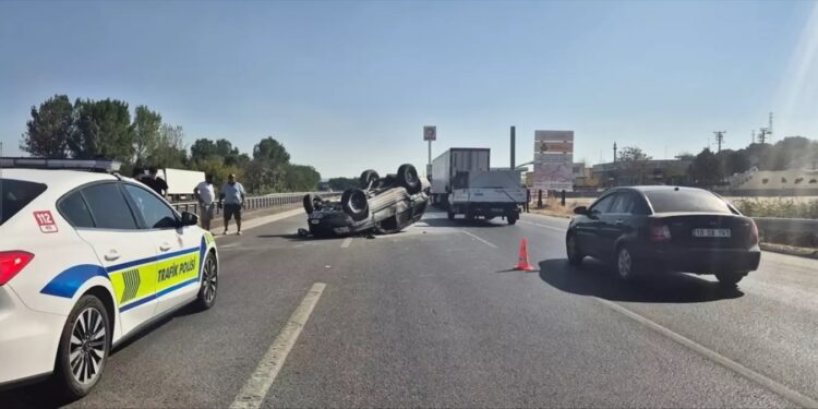 Avtomobil aşdı: 2 yaralı