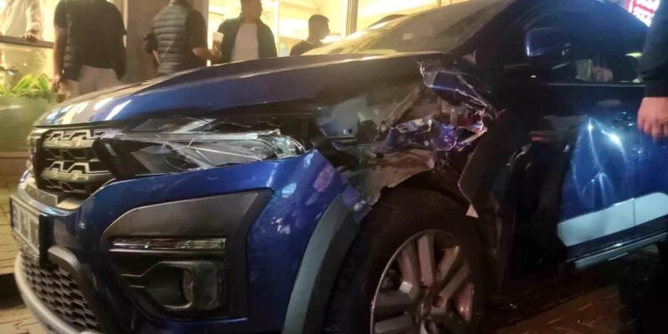 Zəncirvari qəza: 2 yaralı