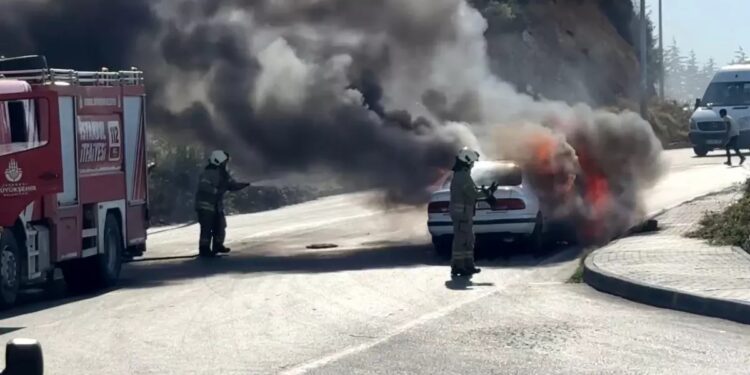 Hərəkətdə olan avtomobil yandı