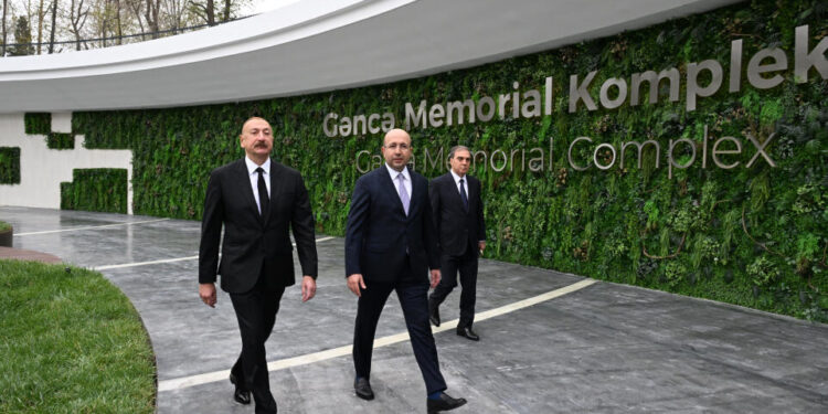 Prezident İlham Əliyev Gəncə Memorial Kompleksinin açılışında iştirak edib - FOTOLAR