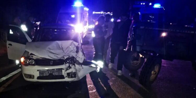 Minik avtomobili və traktor toqquşdu: 4 yaralı