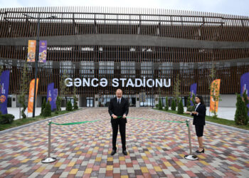 Prezident Gəncə şəhər stadionunun açılışında iştirak edib – FOTOLAR