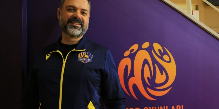 Braziliyalı baş məşqçi Rafael Petry artıq Azərbaycandadır