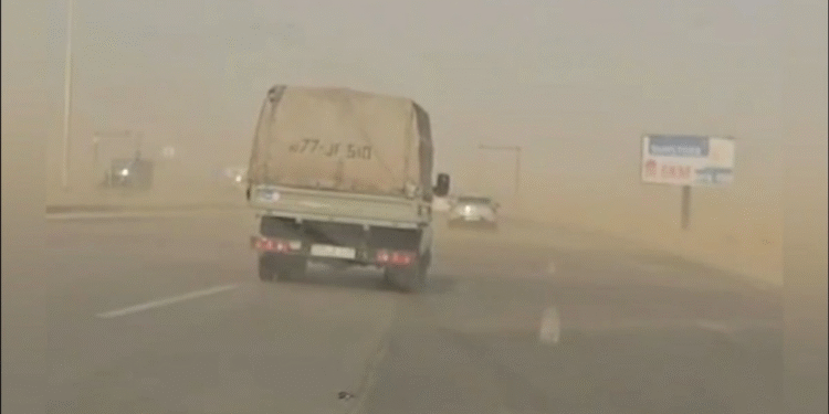 Güclü külək təhlükəsi: Yol polisindən sürücülərə və piyadalara XƏBƏRDARLIQ