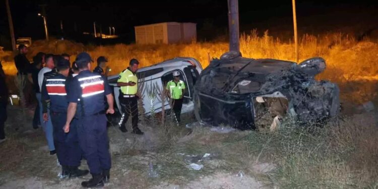 İki avtomobil toqquşması 5 nəfərin yaralanmasına səbəb oldu