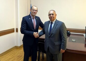 İsrail səfiri Ronen Krausz DİP sədri Asim Mollazadə ilə görüşüb-FOTO