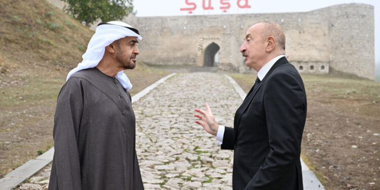 BƏƏ Prezidenti Azərbaycana səfərindən görüntülər paylaşıb - VİDEO