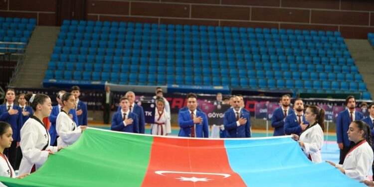 Gənclər və böyüklər arasında ölkə birinciliyi və çempionatına start verilib