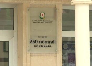 Bakıdakı 250 nömrəli məktəbdə valideynlərdən pul yığıllır? – VİDEO