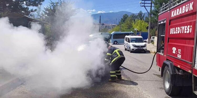 Hərəkətdə olan avtomobil yandı