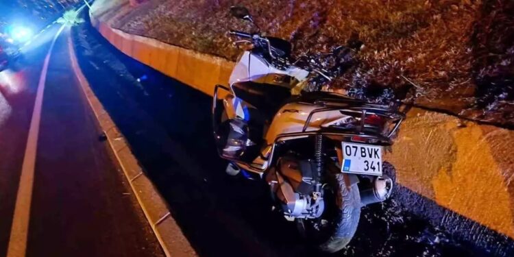 Minik avtomobili və motosiklet toqquşdu: 1 yaralı