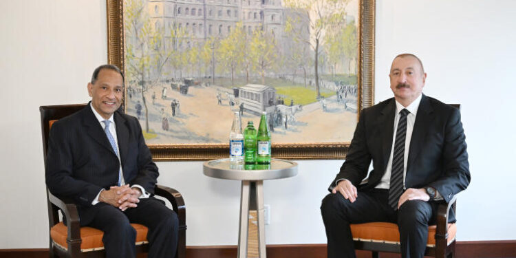 İlham Əliyev Nyu-Yorkda ABŞ Ticarət Palatasının baş vitse-prezidenti ilə görüşüb - FOTOLAR