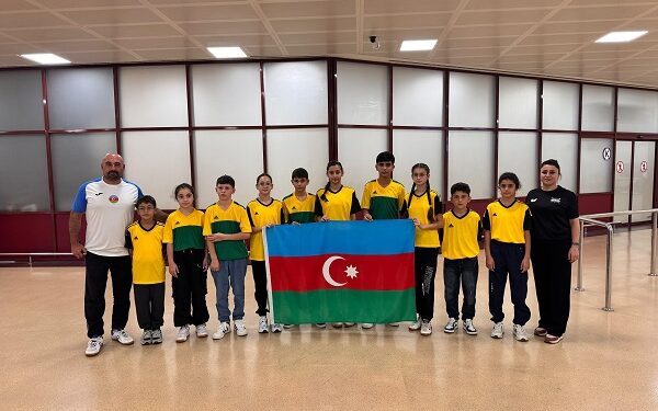 Stolüstü tennisçilər Gürcüstana yollanıblar