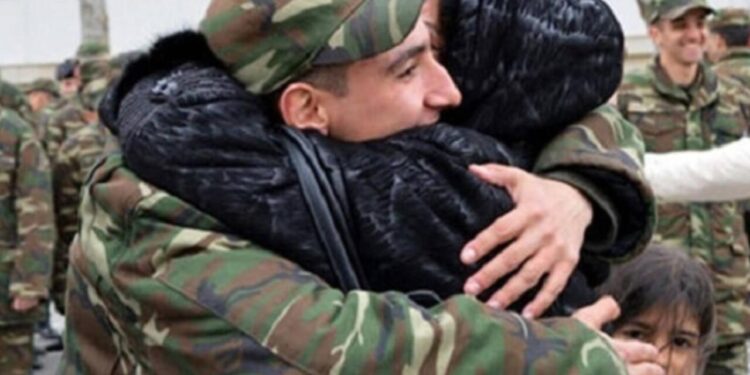 Gənc əsgərlərlə görüşə məhdudiyyət qoyuldu - RƏSMİ