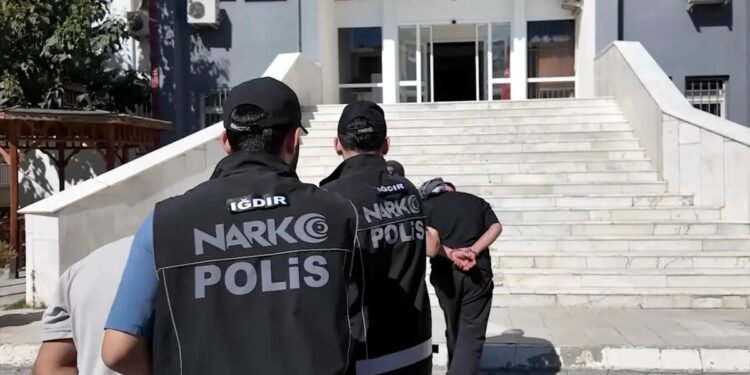 3 nəfər narkotik alverçisi saxlanıdı