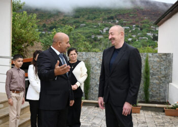 Prezident Xocavənd rayonunun Sos kəndində olub – FOTOLAR