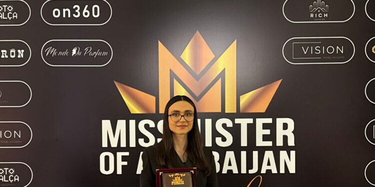 “ZZ Mental Academy” rəhbəri Zibər Zalova mukafata layiq görülüb