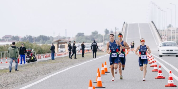 Pirallahıda Triatlon üzrə ölkə çempionatı keçirildi