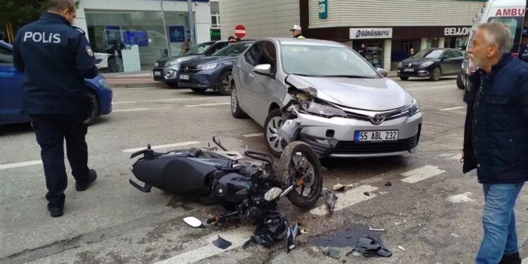 Minik avtomobili və motosiklet toqquşdu: 1 yaralı