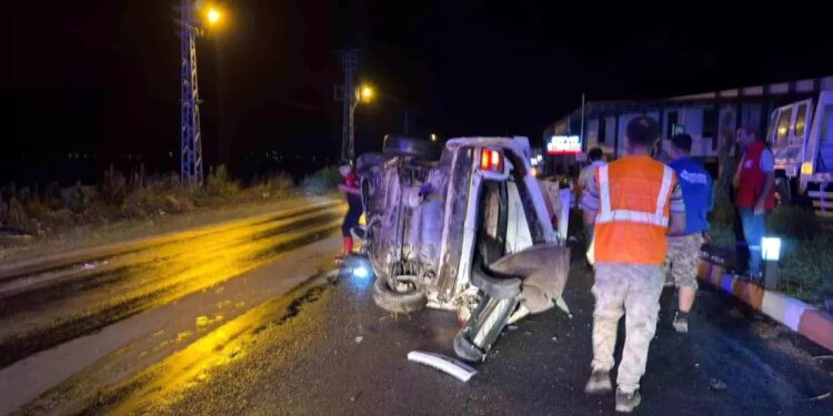 Avtomobil aşdı: 3 yaralı