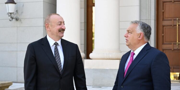 Prezident: Azərbaycan ilə Macarıstan arasında əməkdaşlıq gündən-günə dərinləşir