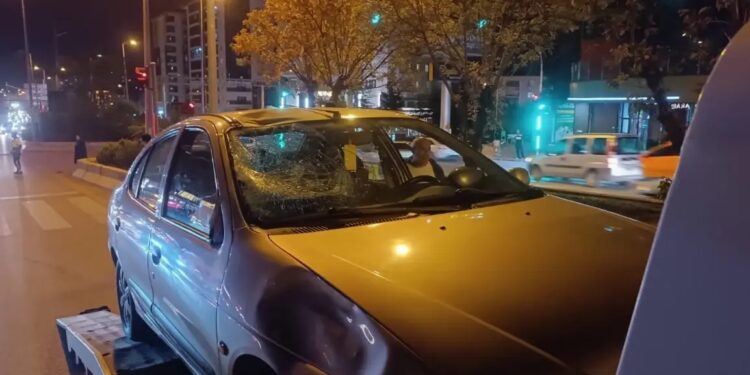 Minik avtomobili piyadanı vurdu: Piyada öldü