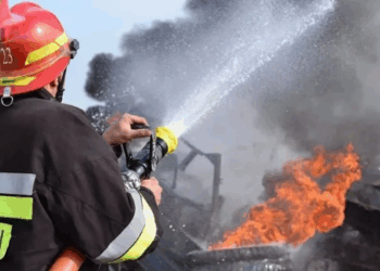 Bakıda yaşayış binasında yanğın – ÖLƏN VAR