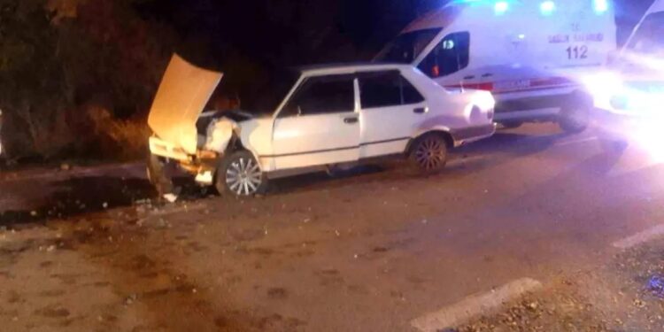 İki avtomobil toqquşdu: 4 yaralı