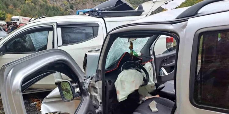 Zəncirvari qəza : 4 yaralı