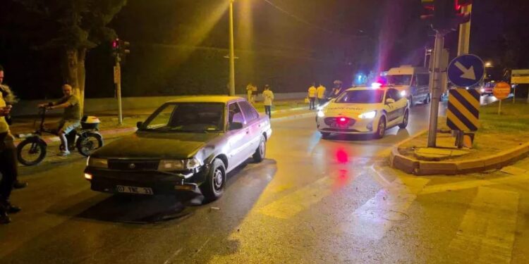 Minik avtomobili və motosiklet toqquşdu: 1 yaralı