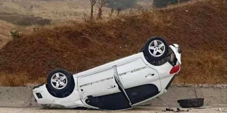 Yağışlı hava qəzaya səbəb oldu