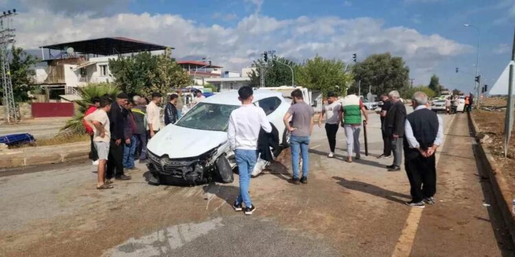 İki avtomobil toqquşdu: 1 yaralı