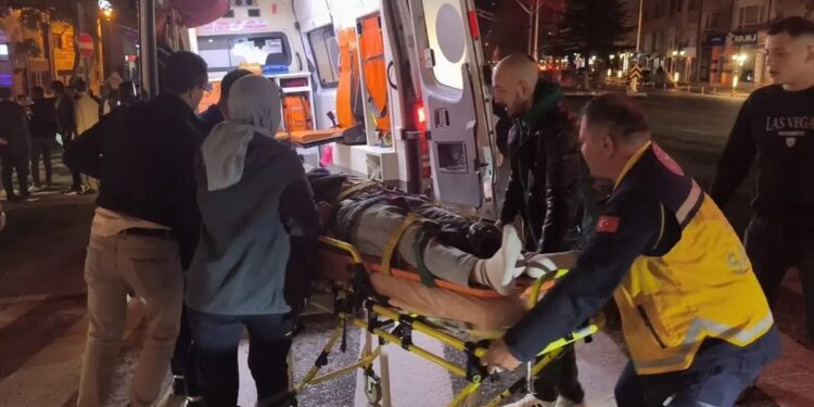 Minik avtomobili və motosiklet toqquşdu: 2 yaralı