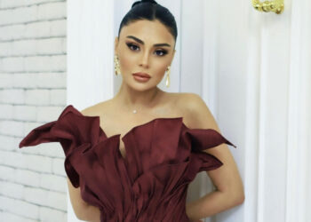İzləyicilərinə QARĞIŞ etdi: “Mənim kimi həkim qəbullarında ac-susuz gəzəsiniz” – FOTO