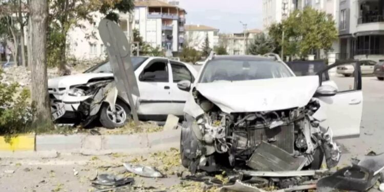 Zəncirvari qəza baş verib