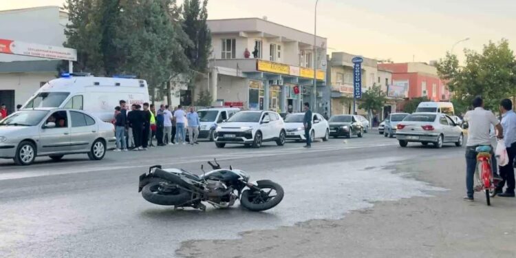 Minik avtomobili və motosiklet toqquşdu: 1 yaralı