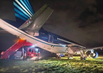 AZAL-ın təyyarəsi Rusiyada təcili eniş etdi – GÖRÜNTÜLƏR – FOTOLAR