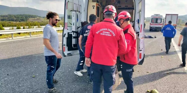 Minik avtomobili və yük maşını toqquşdu: 1 ölü, 1 yaralı