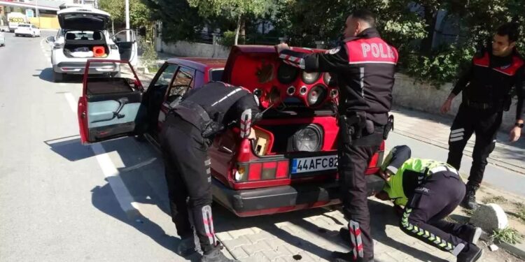 Polis dayan tələbinə əməl etməyən narkotacir qəza törətdi