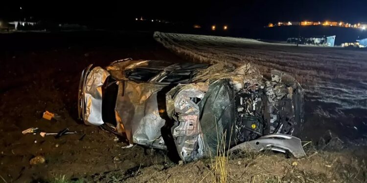 Avtomobil aşdı: 3 yaralı